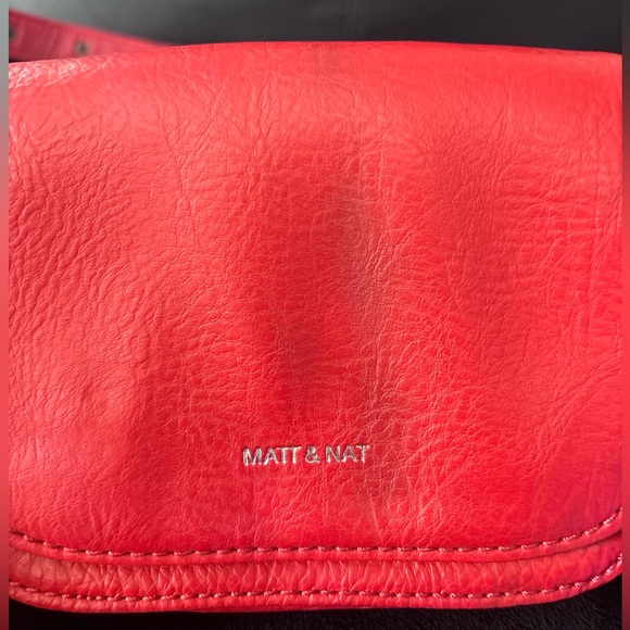 Matt & Nat Bold Red Crossbody Bag - Picture 11 of 13